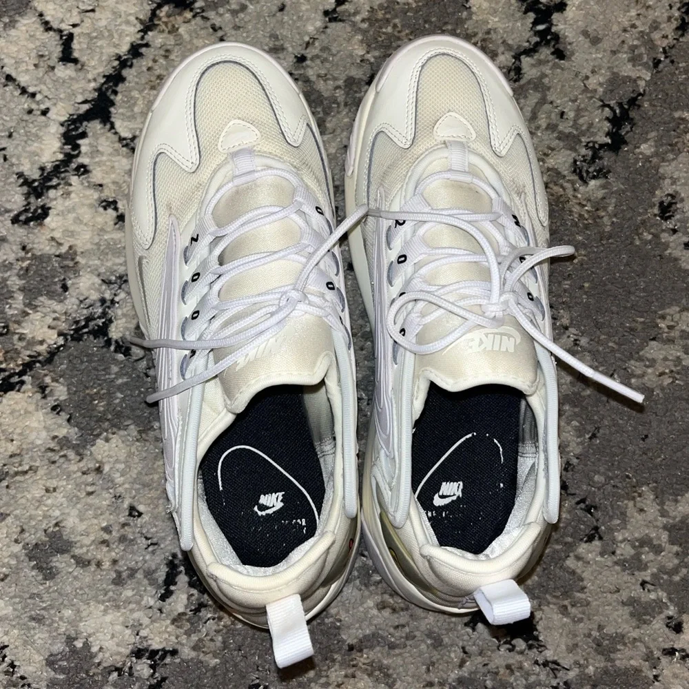 Vintage Nike “Dad” Sneakers - Picture 5 of 9